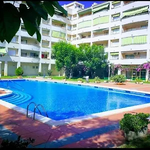 bonito-apartamento-cerca-de-la-playa.top-hotels-tarragona.com/